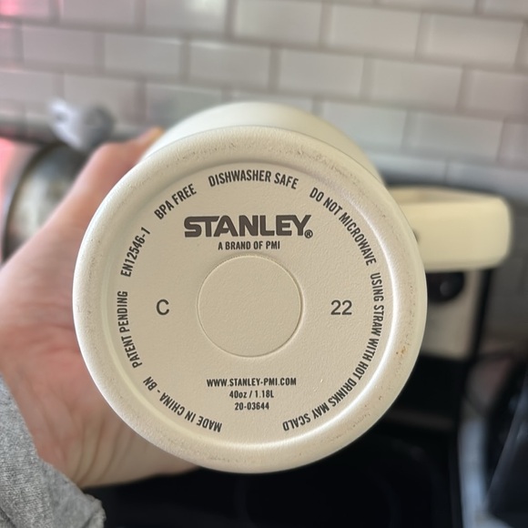 White Stanley 40oz Tumbler - Picture 2 of 2